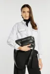 Monnari malá kabelka na popruhu sportovní taška messenger crossbody s přívěskem - černá - 6