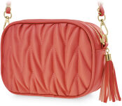 Měkká prošívaná kabelka dámská listonoška s přívěskem na řetízku - červená - 2