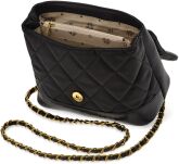 Klasická prošívaná malá kabelka monnari dámská elegantní taška s řetízkem - černá - 3