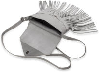 Crossbody kabelka s klopou a třásněmi boho přírodní kůže - černá - 5
