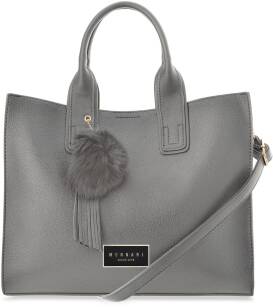 Dámská objemná kabelka taška kufřík shopper monnari s přívěškem a pomponem ve tvaru třásní - šedá
